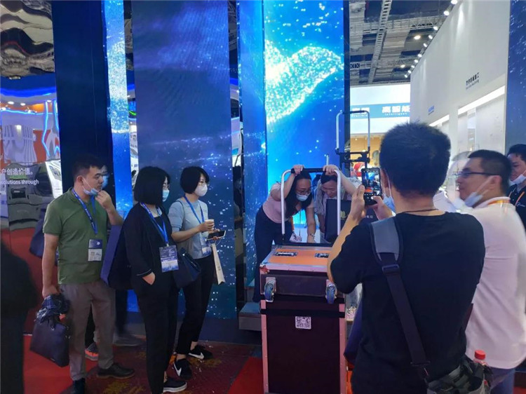 科瑞技术上海工博会.jpg